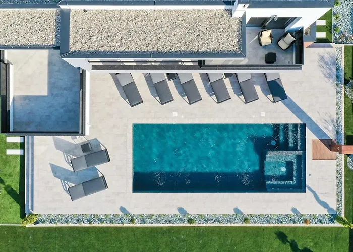Royal Sands By Interhome *
